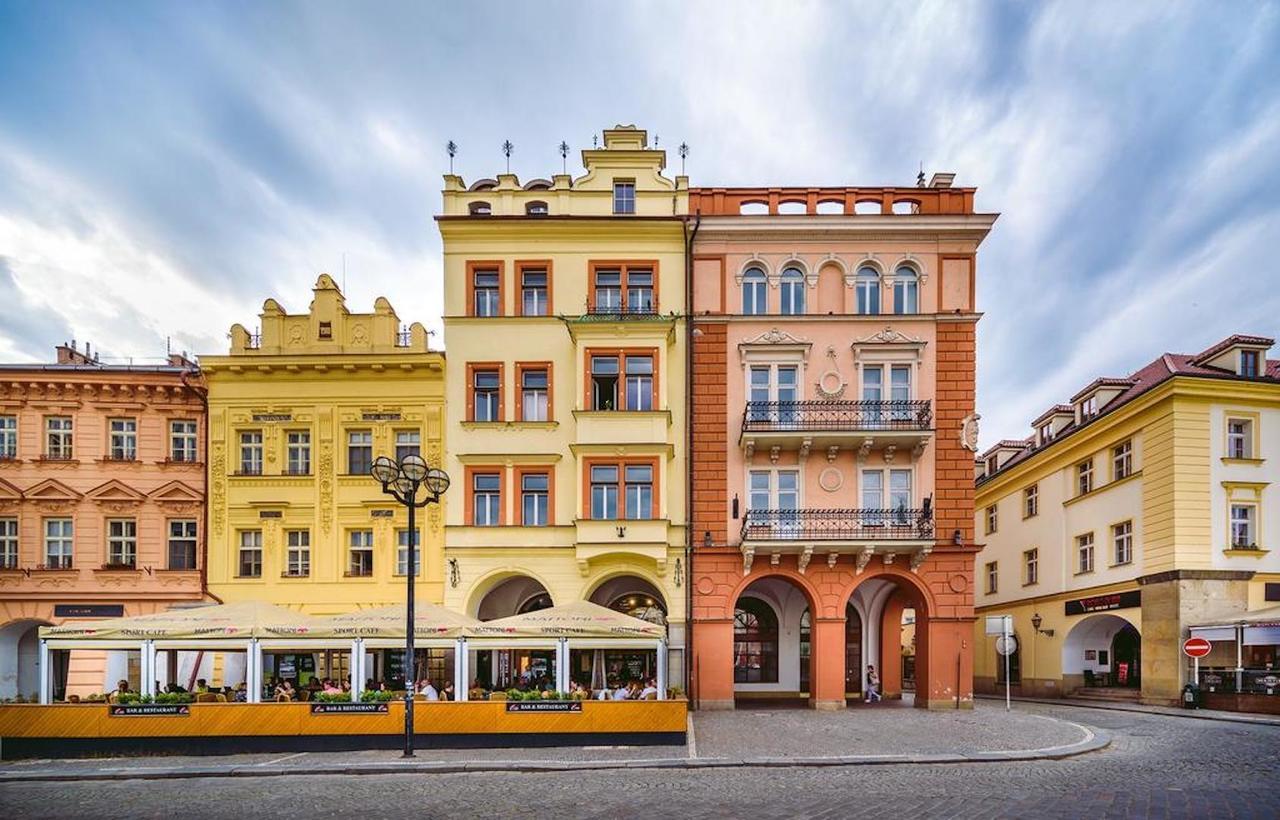 Fifty Shades Of Gray Studio, City Center Hradec Králové Eksteriør billede