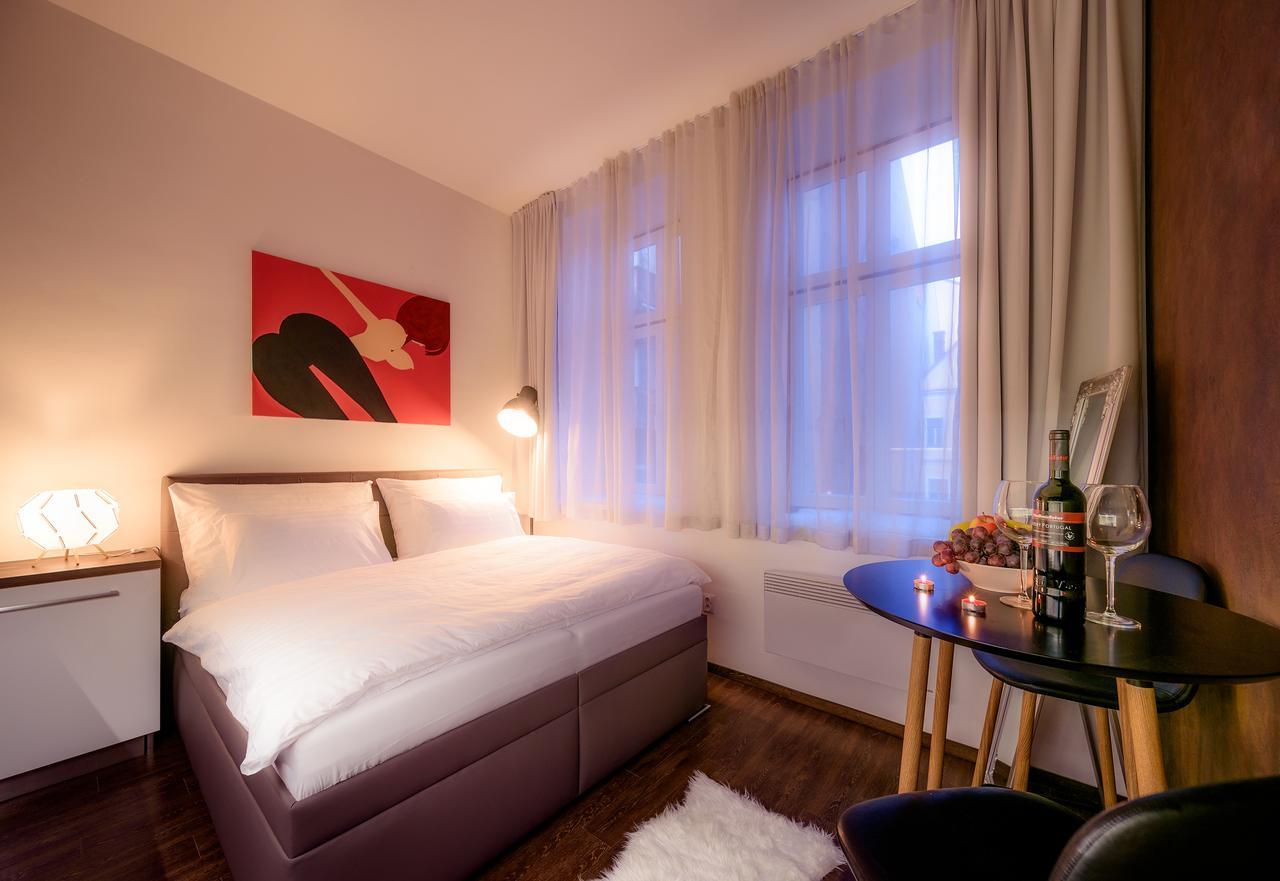 Fifty Shades Of Gray Studio, City Center Hradec Králové Eksteriør billede